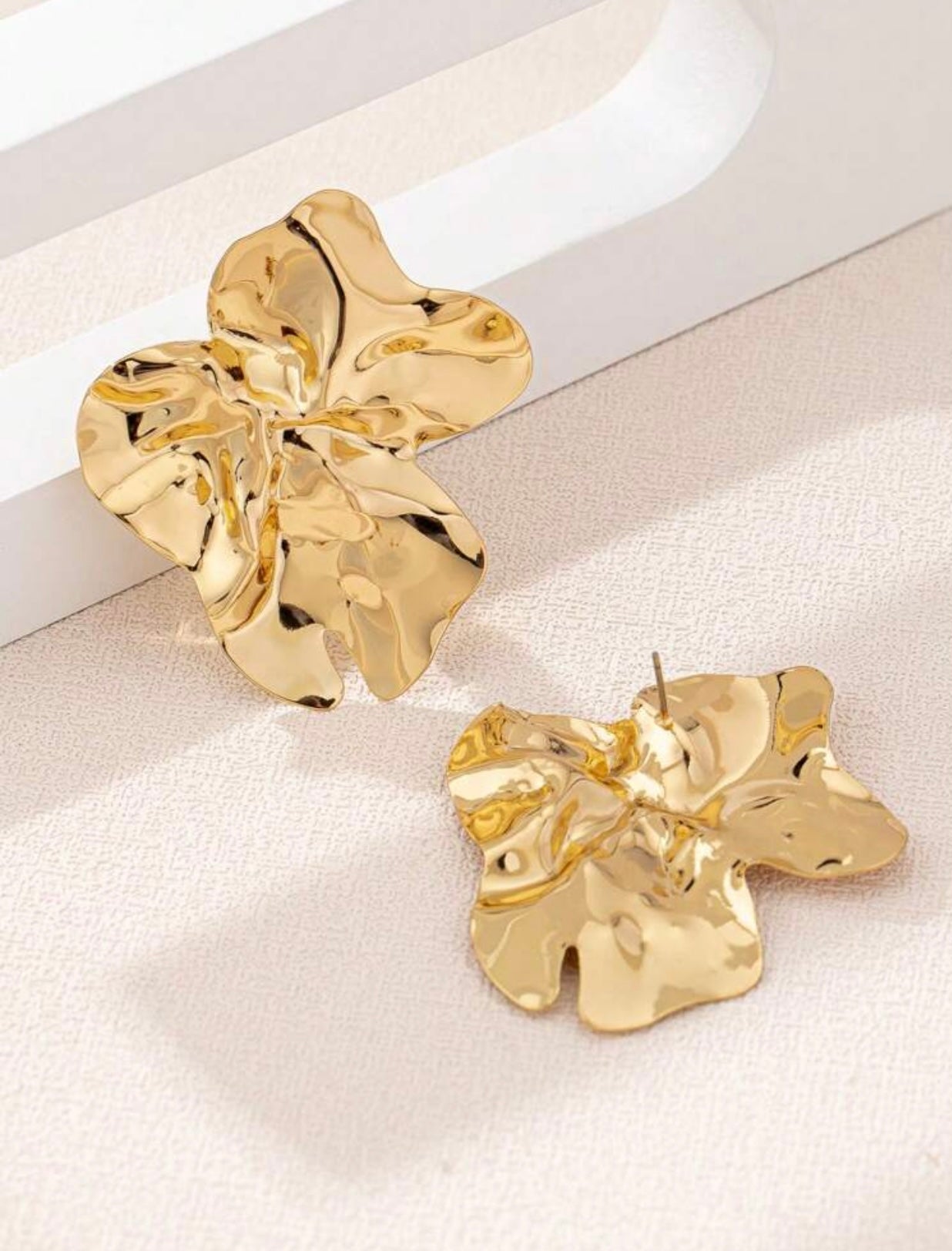 Geometric Chic Iron Stud