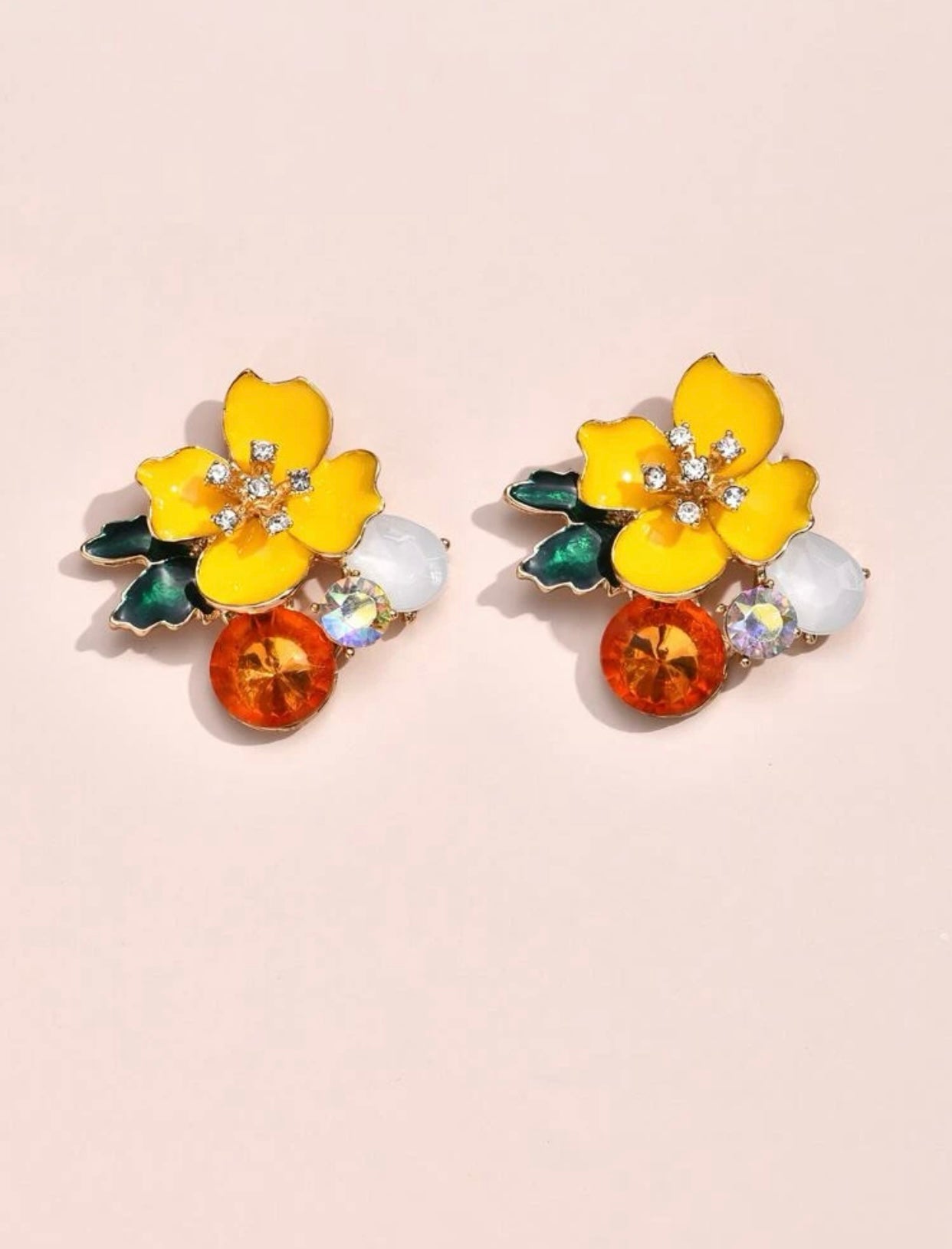 Rhinestone Flower Decor Stud Earrings