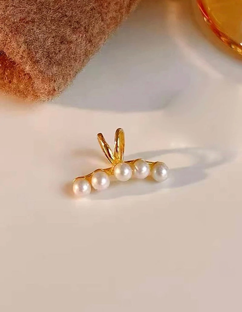 Faux Pearl Decor Stud