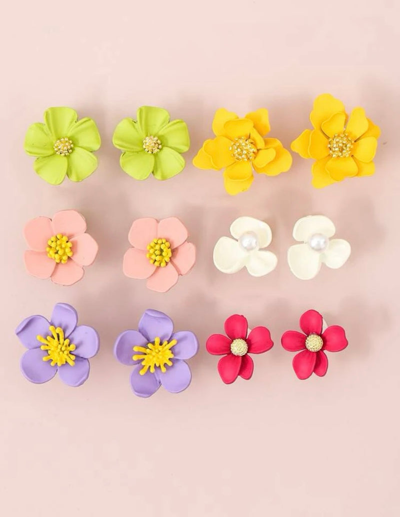 6 Pairs Faux Pearl Decor Flower Stud Earrings