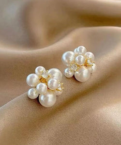 Faux Pearl & Rhinestone decor stud earrings